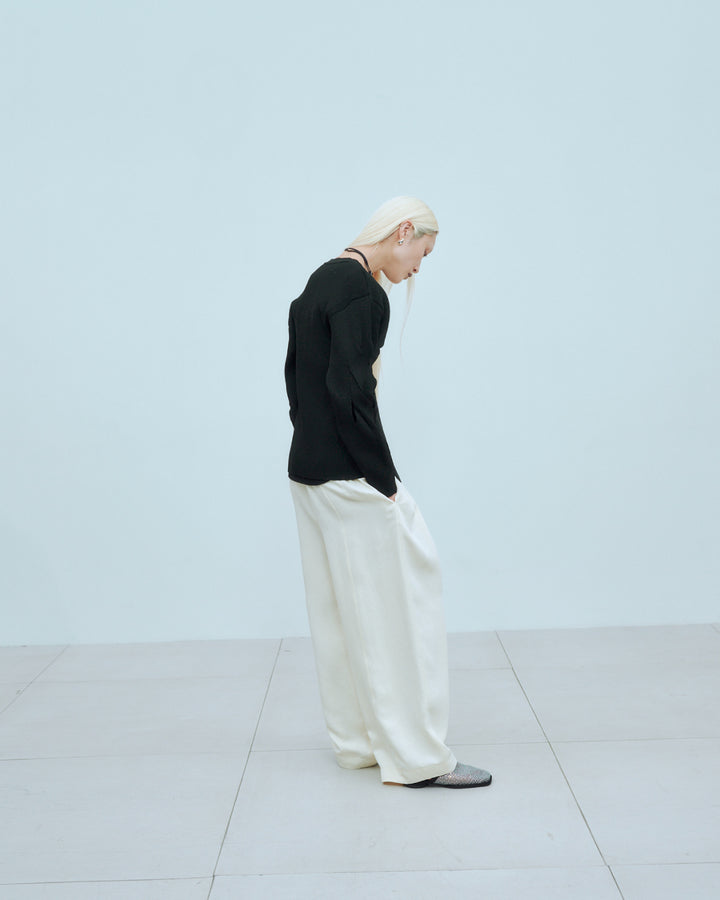 ROUND SILHOUETTE PANTS