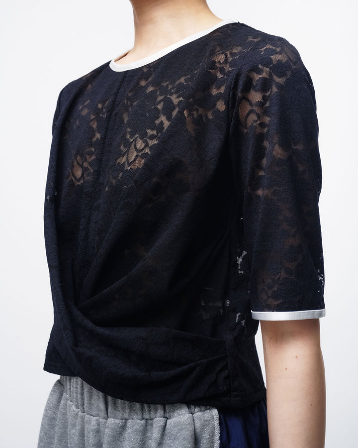 LACE CROSS CROPPED TOPS