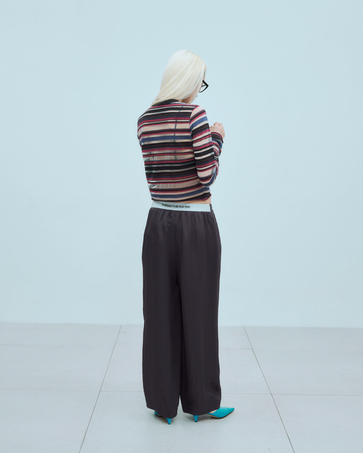 SHEER LOGO BORDER TOPS | TOPS | STORE | THINGS THAT MATTER ONLINE