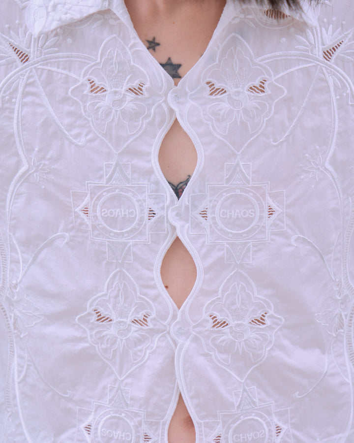 CHAOS EMBROIDERY BLOUSE