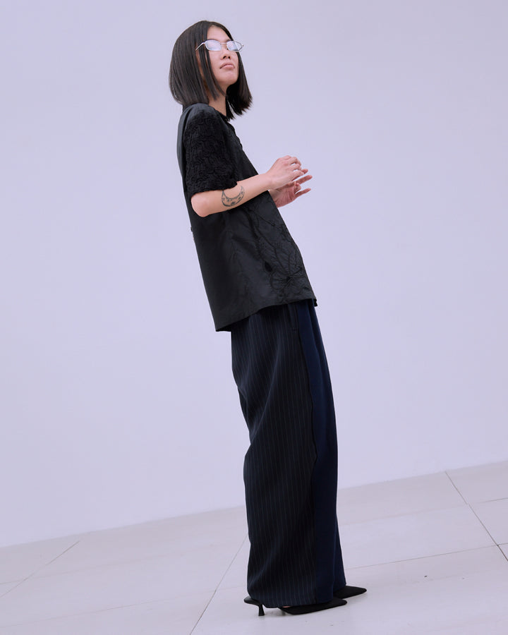 CHAOS EMBROIDERY BLOUSE