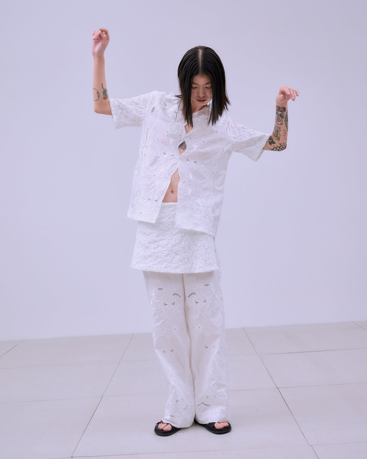 CHAOS EMBROIDERY LAYERED PANTS | SENSE 17_ | STORE | THINGS THAT