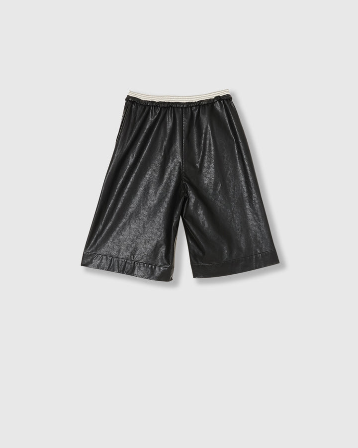 FAUX LEATHER BERMUDA PANTS