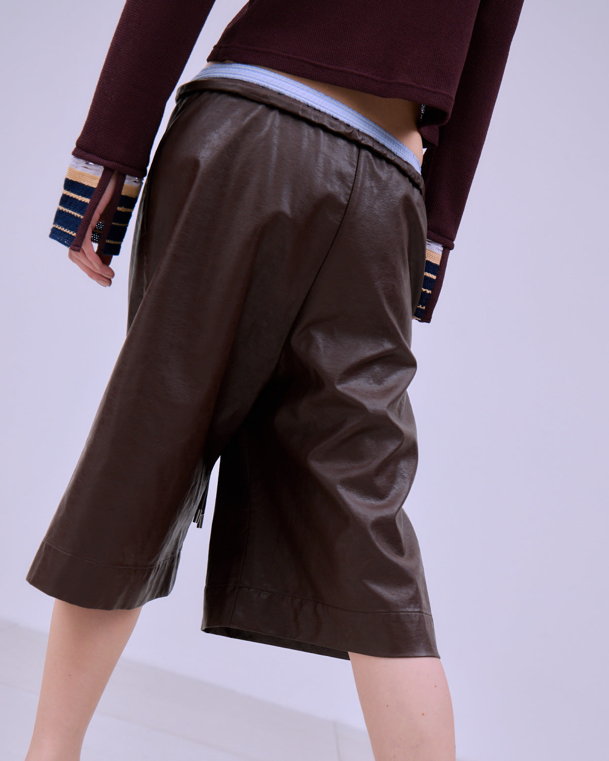 FAUX LEATHER BERMUDA PANTS | SENSE 17_ | STORE | THINGS THAT