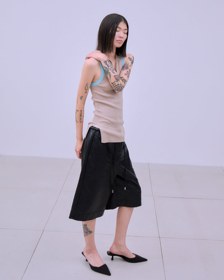 FAUX LEATHER BERMUDA PANTS