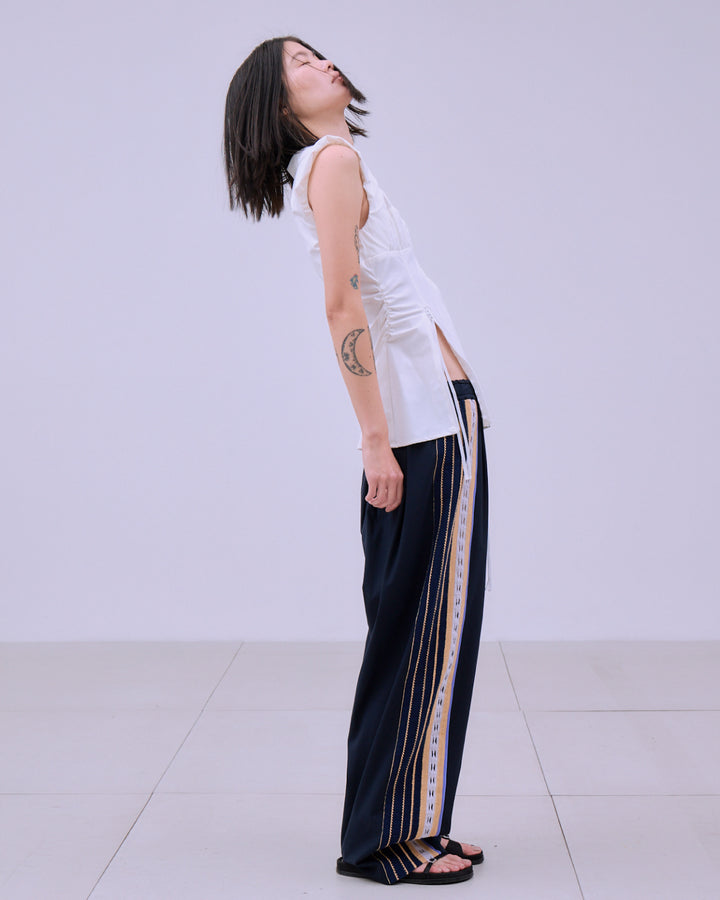FRONT ZIP BODY-LINE SLEEVELESS TOPS