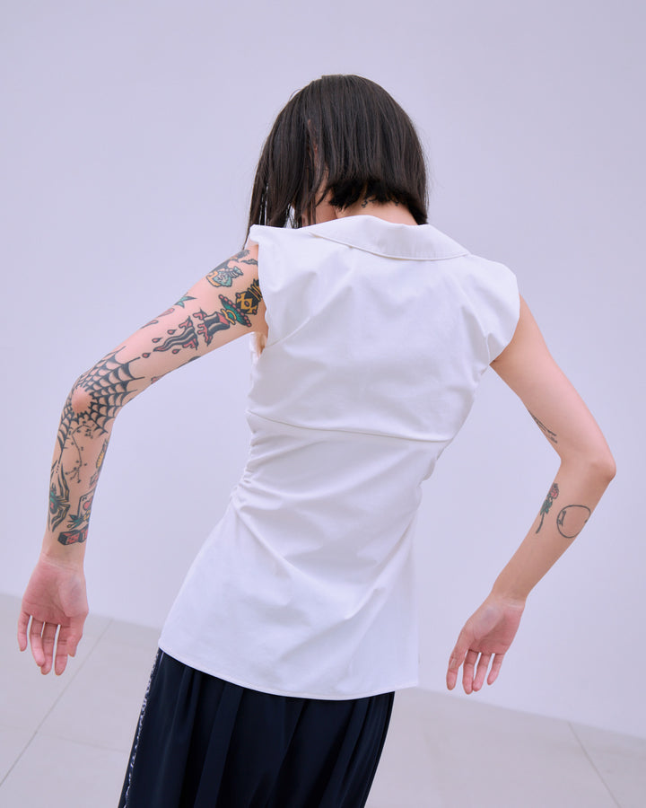 FRONT ZIP BODY-LINE SLEEVELESS TOPS