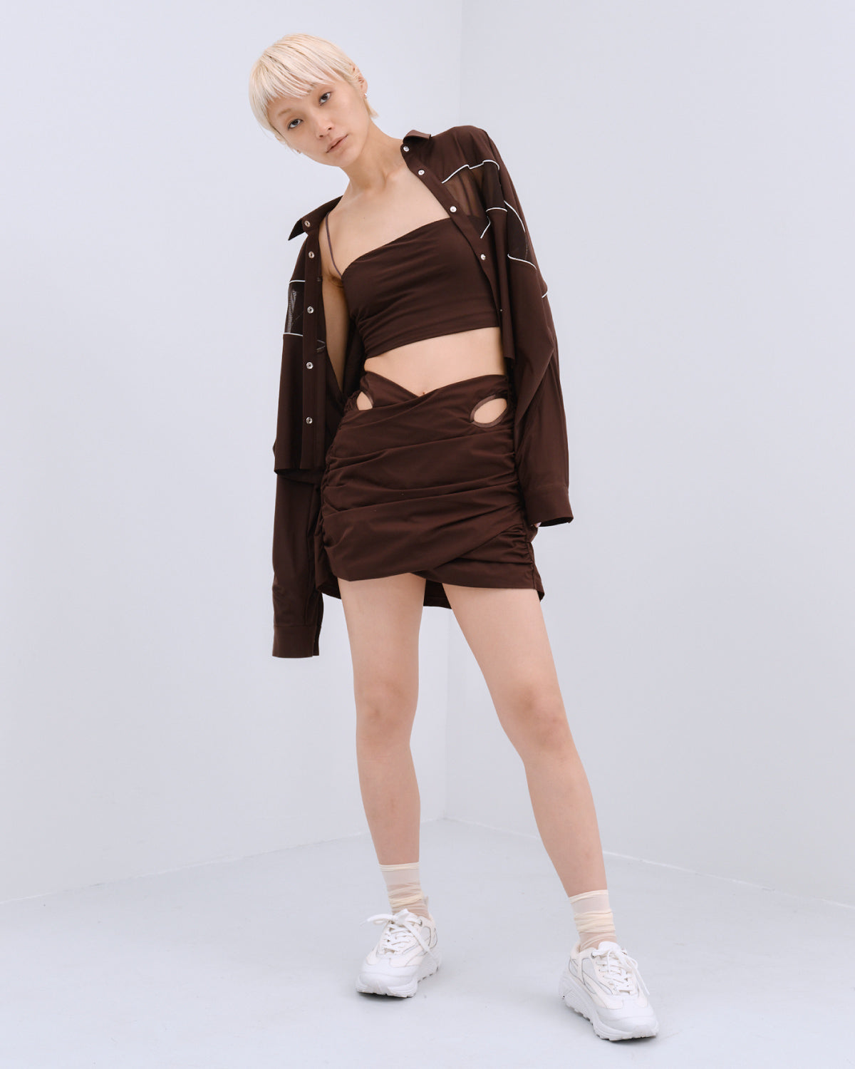 BACK CROSS-STRAP BRA TOP | | STORE | THINGS THAT MATTER ONLINE STORE