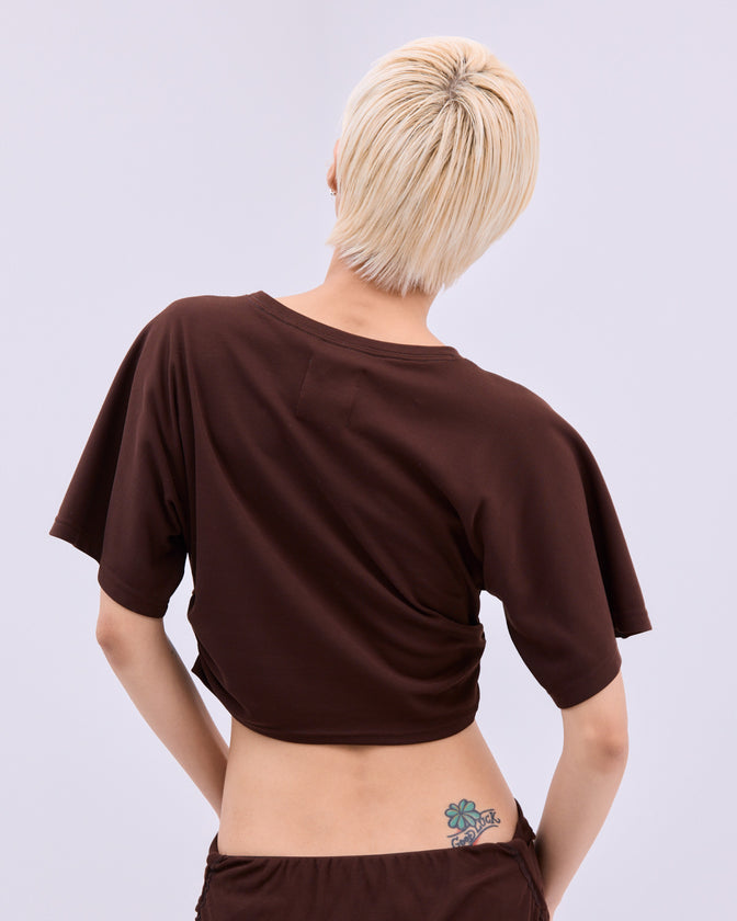 SIDE GATHERED CROPPED TEE
