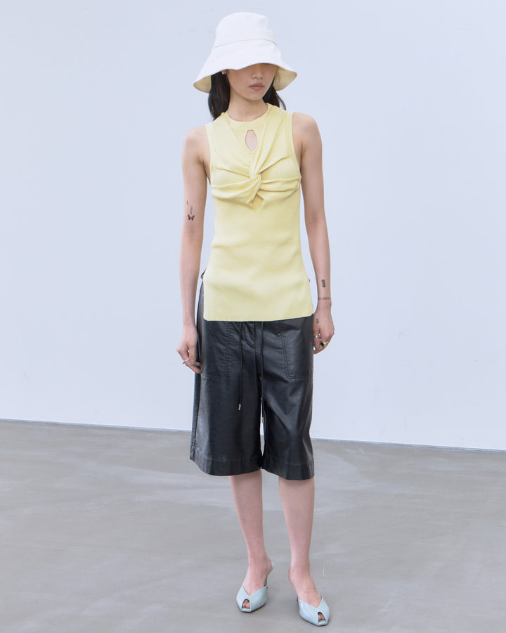 FAUX LEATHER BERMUDA PANTS