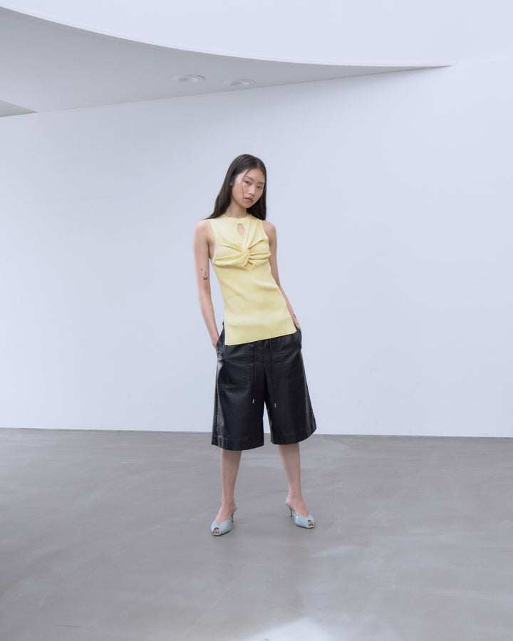 FAUX LEATHER BERMUDA PANTS