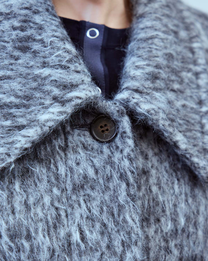 DOUBLE CHEST POCKET SHAGGY LONG COAT