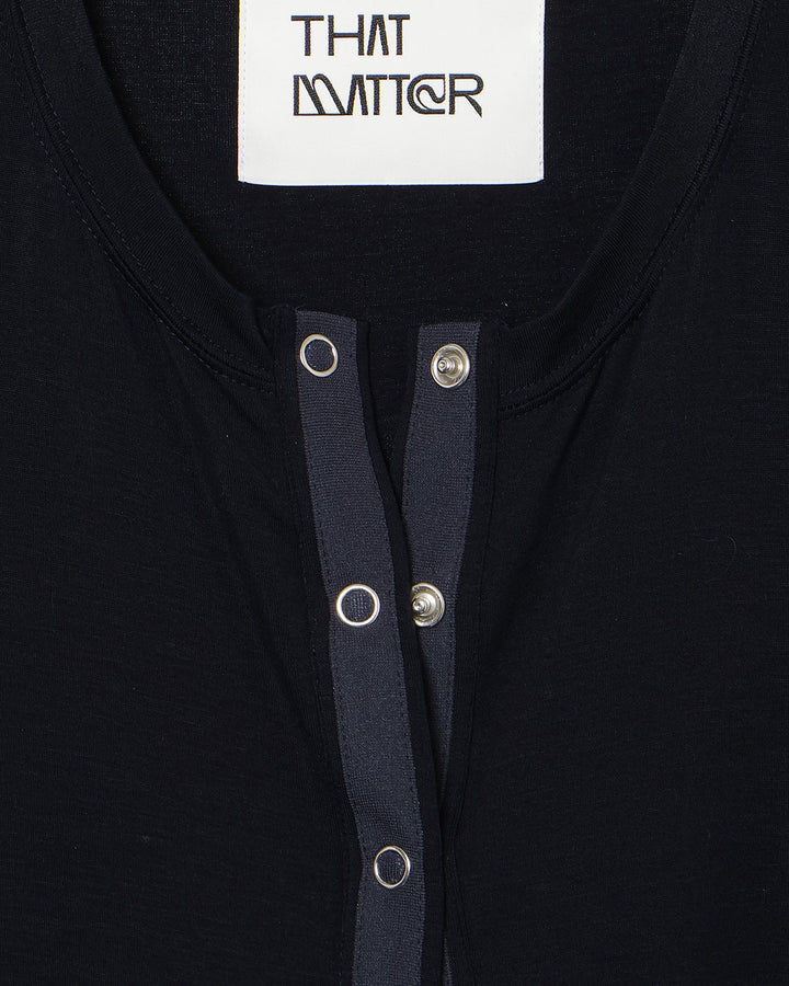 CROSS LAYERED TOPS