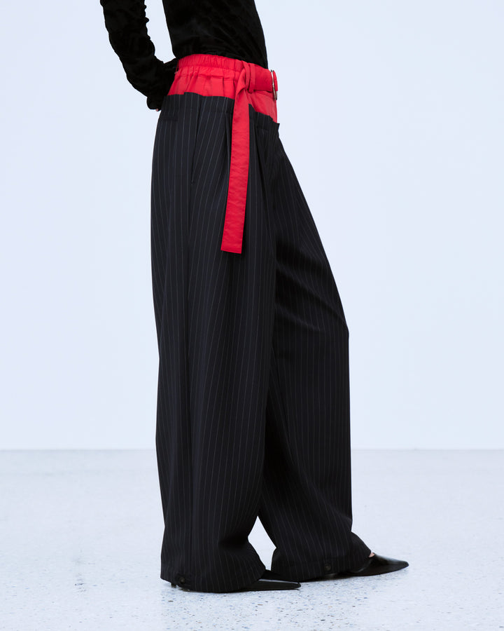 LAYERED WAIST TUCK WIDE PANTS