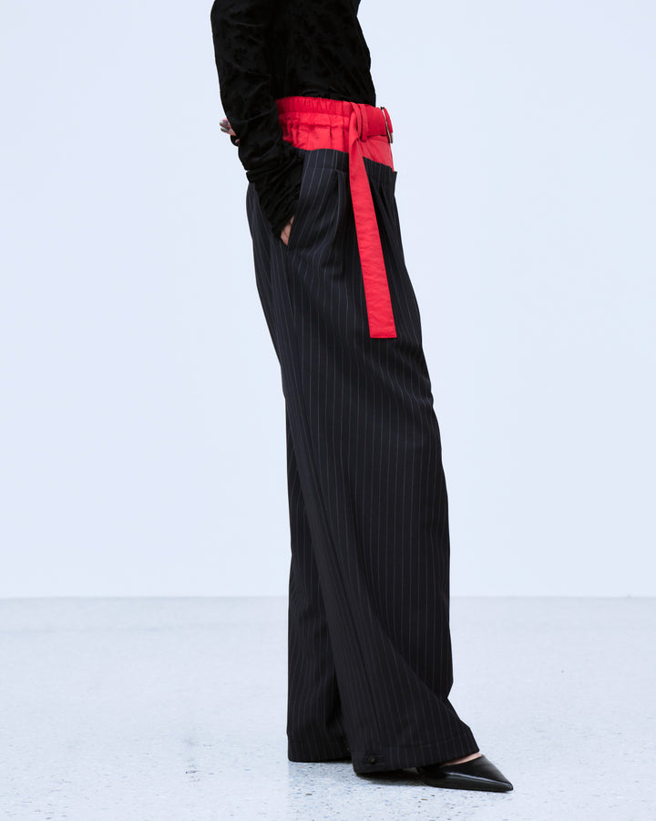 LAYERED WAIST TUCK WIDE PANTS