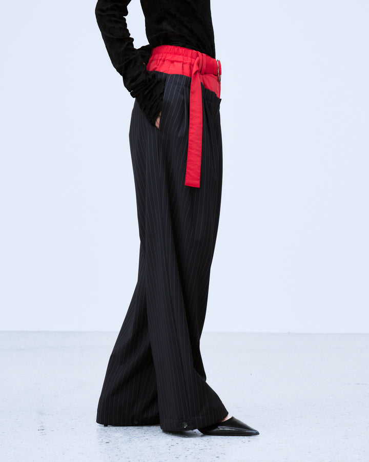 LAYERED WAIST TUCK WIDE PANTS