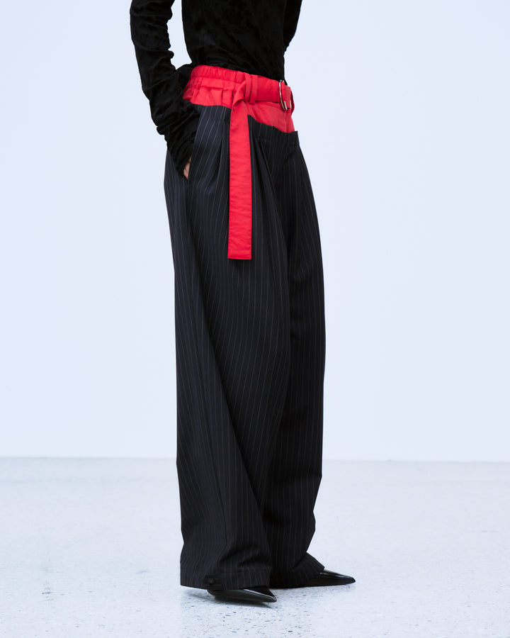 LAYERED WAIST TUCK WIDE PANTS