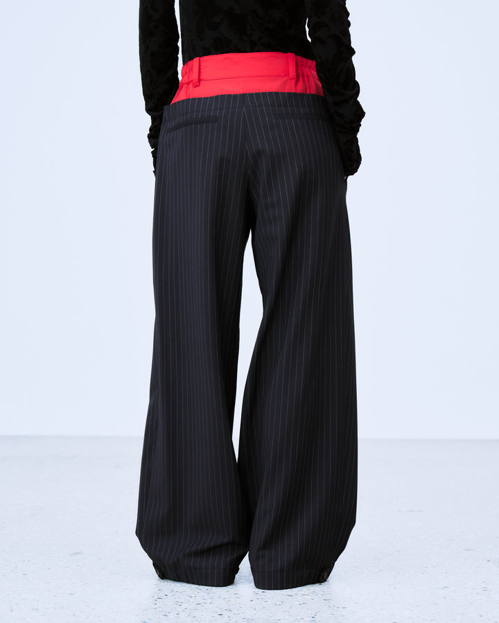 LAYERED WAIST TUCK WIDE PANTS