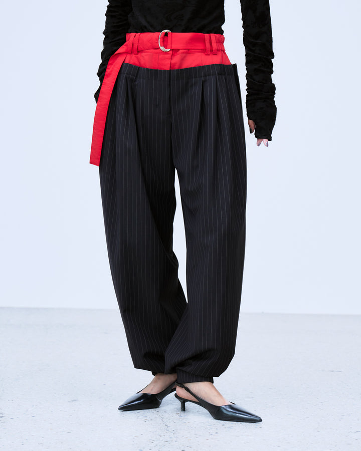 LAYERED WAIST TUCK WIDE PANTS