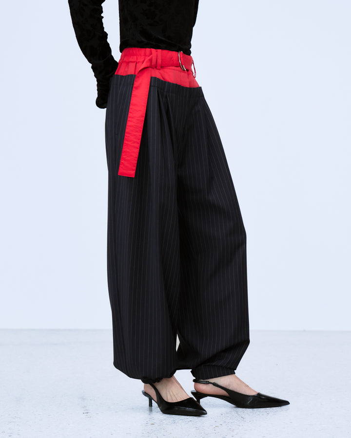 LAYERED WAIST TUCK WIDE PANTS