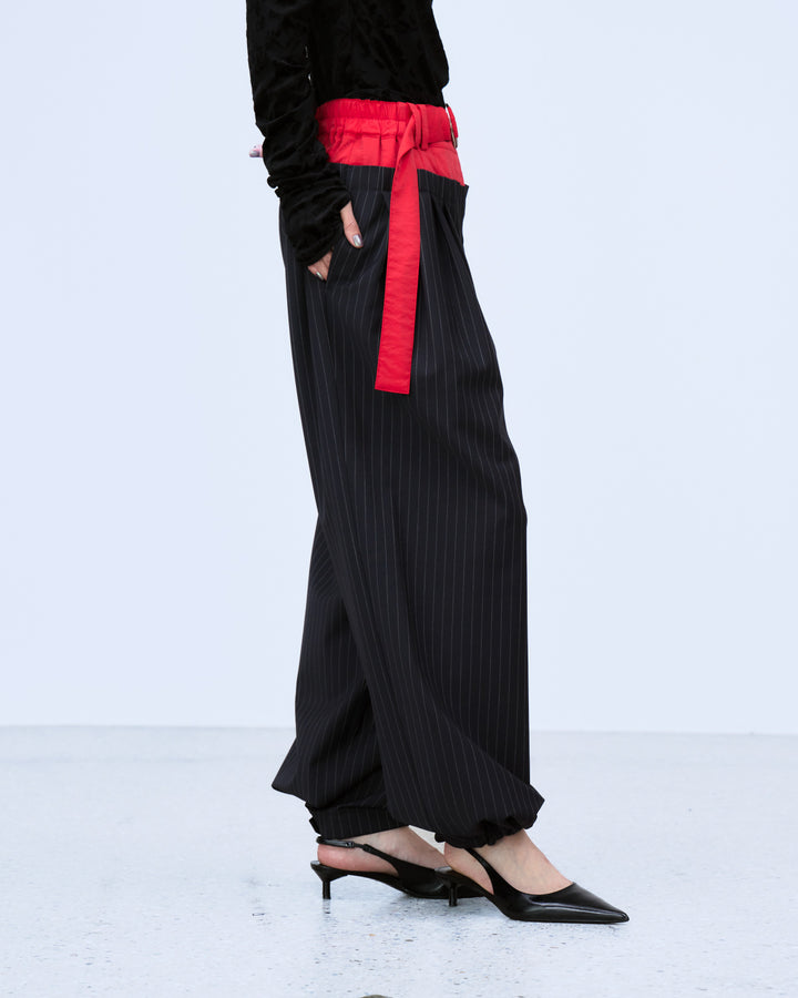 LAYERED WAIST TUCK WIDE PANTS