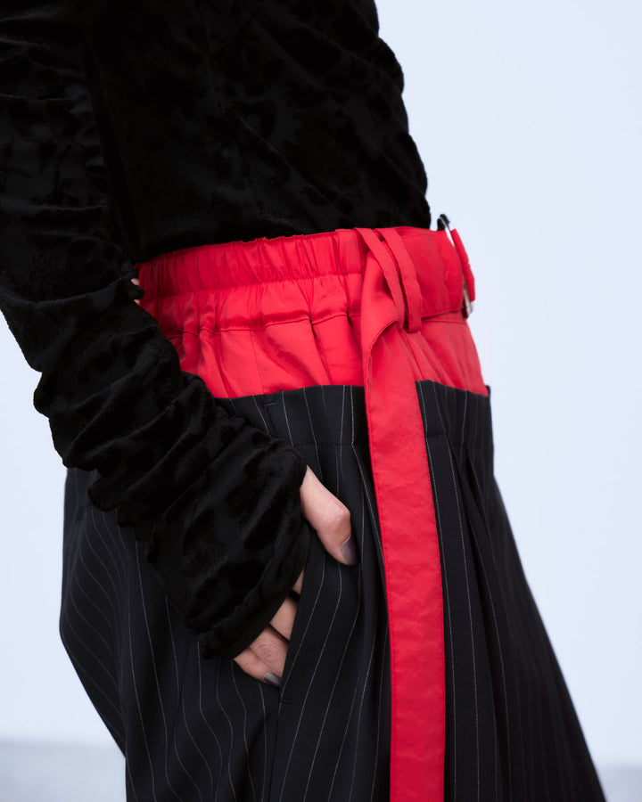 LAYERED WAIST TUCK WIDE PANTS