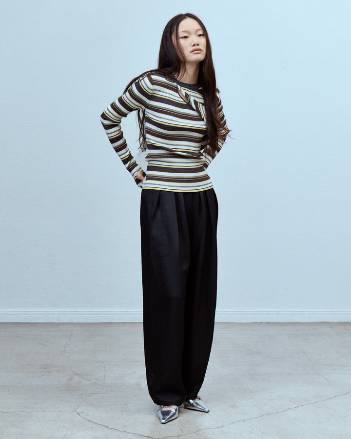ASYMMETRY SLANT-FLAP RIB KNIT