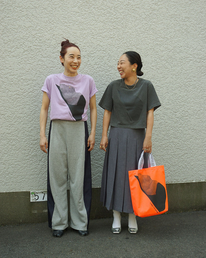 AICON × CROPPED T-SHIRT