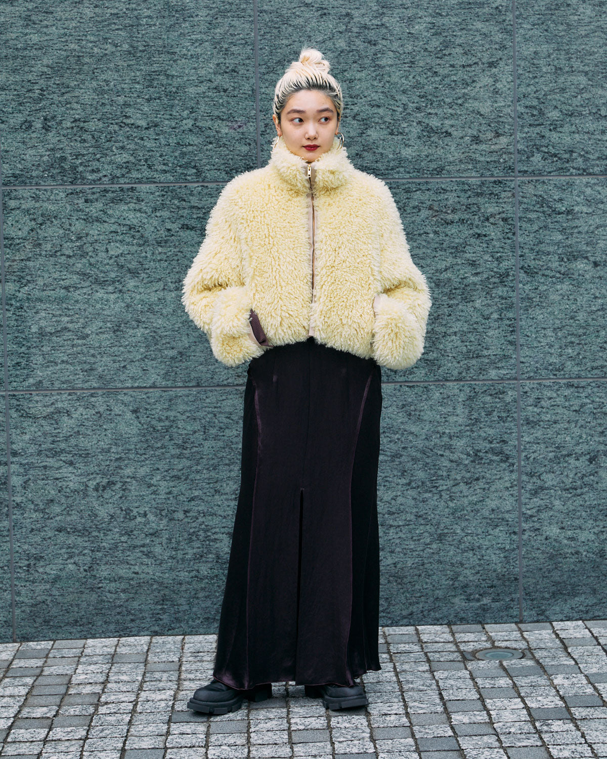 CRIMPED FUR CROPPED BLOUSON | SENSE 09_ | STORE | THINGS THAT