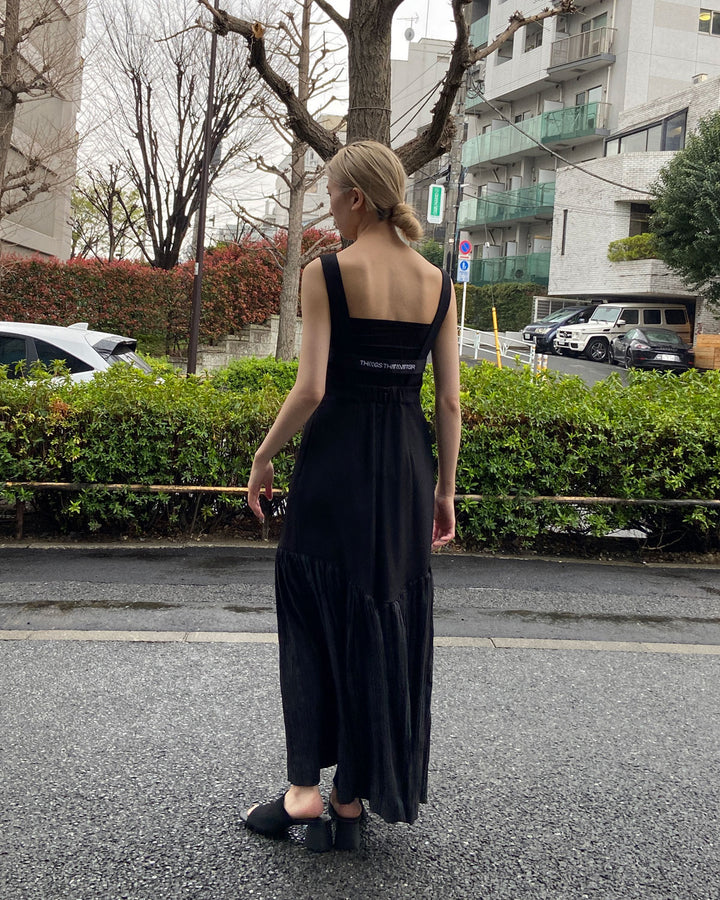 H:161cm / 01size