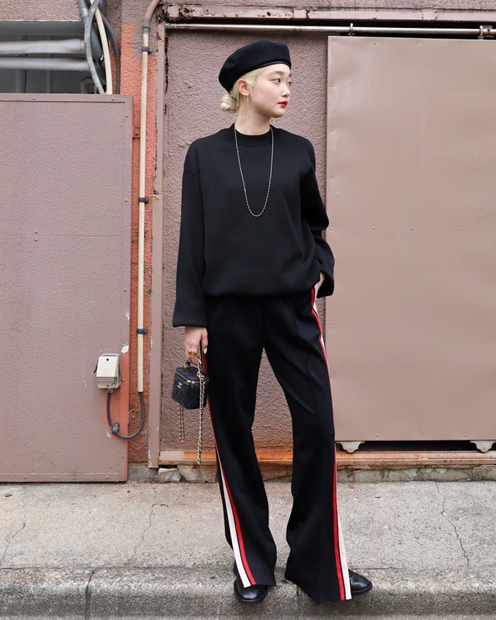 H:161cm / 02size