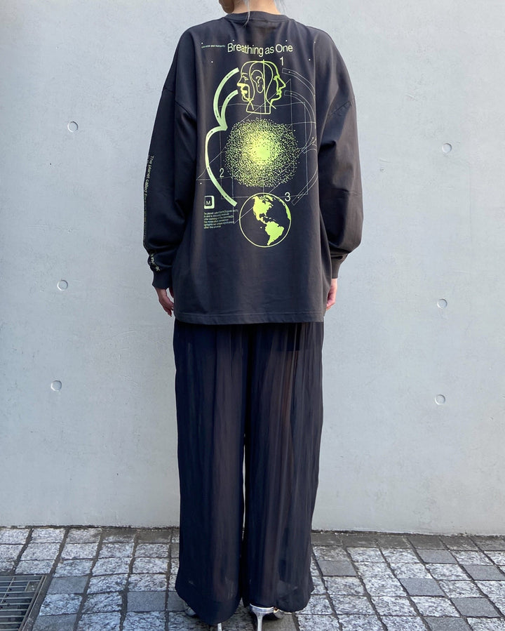 BREATHING PRINT LONG SLEEVE T-SHIRT