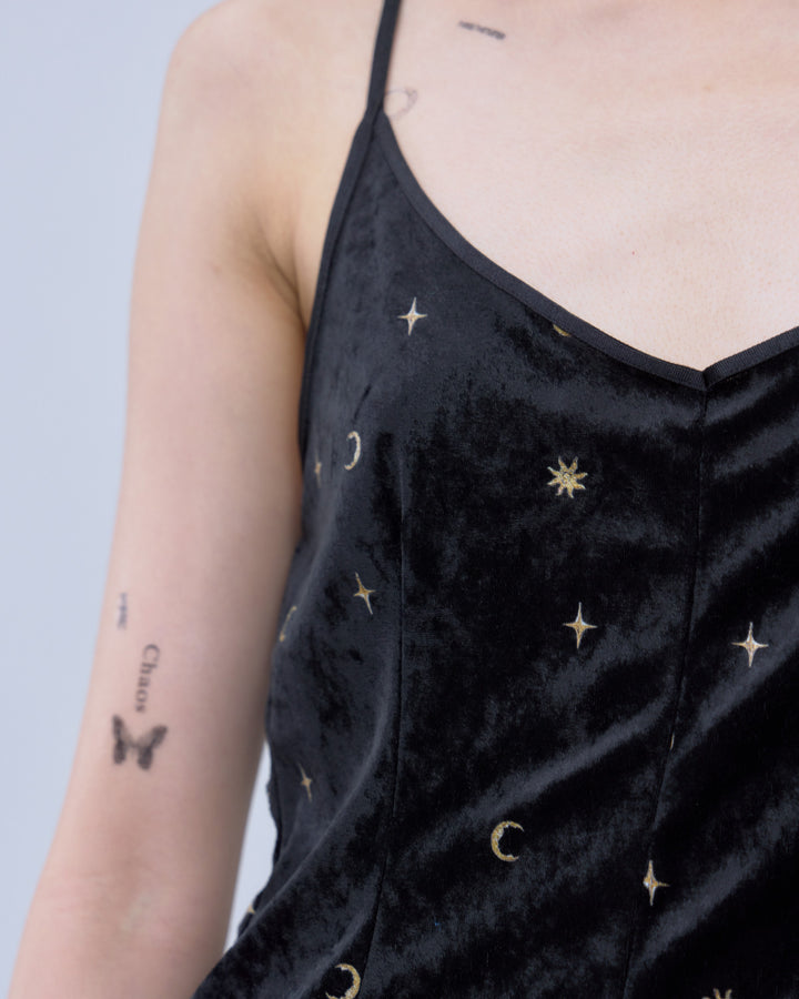 STICKER PRINT VELOUR CAMISOLE