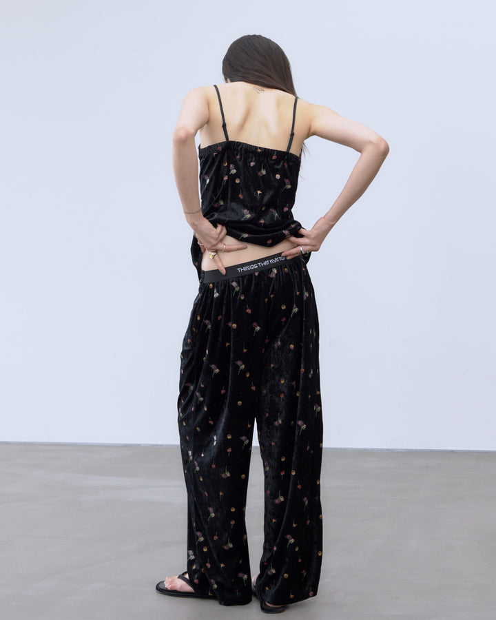 STICKER PRINT VELOUR PANTS