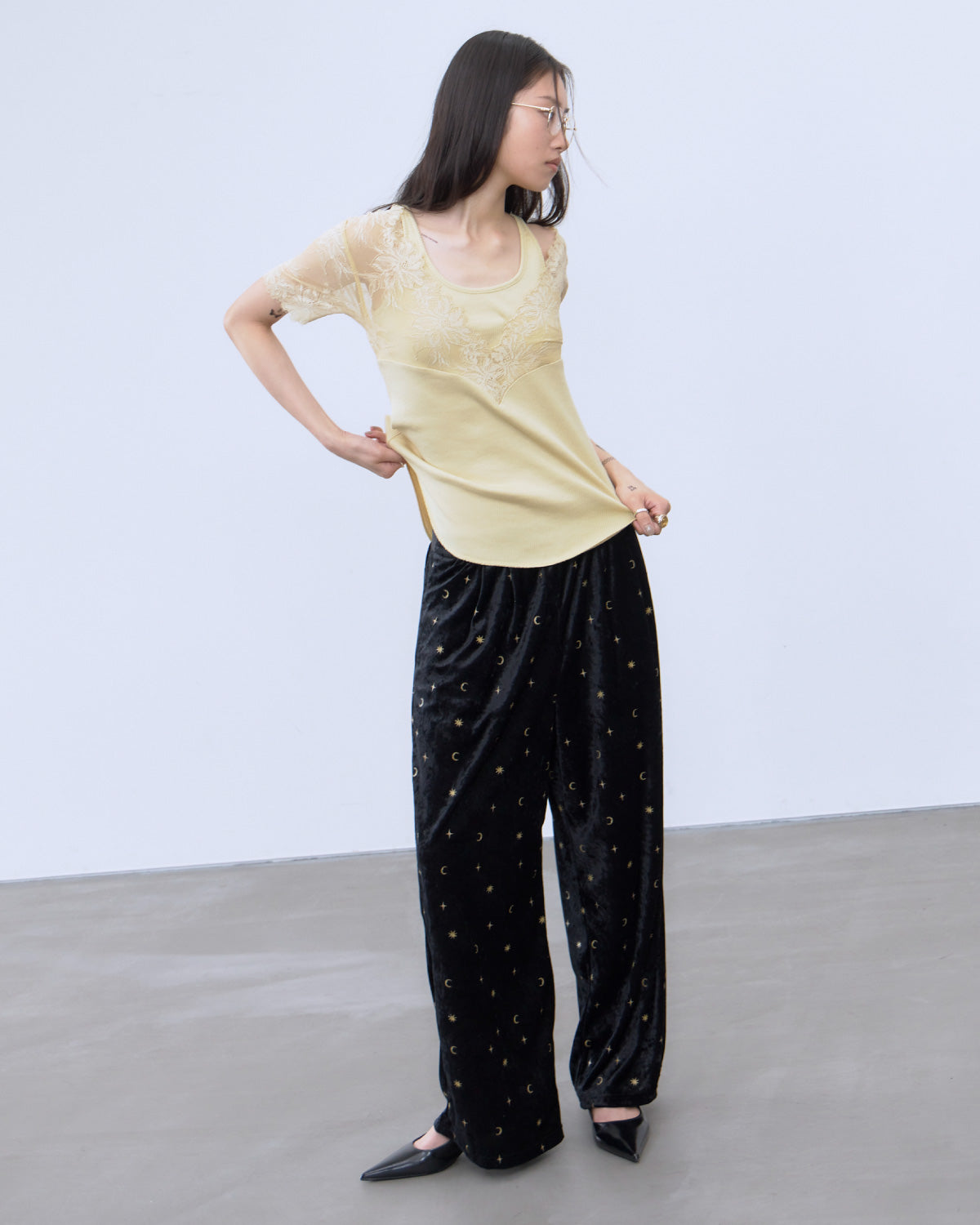STICKER PRINT VELOUR PANTS | | STORE | THINGS THAT MATTER ONLINE STORE