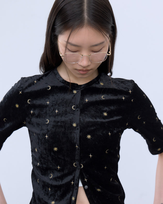 STICKER PRINT VELOUR TOPS