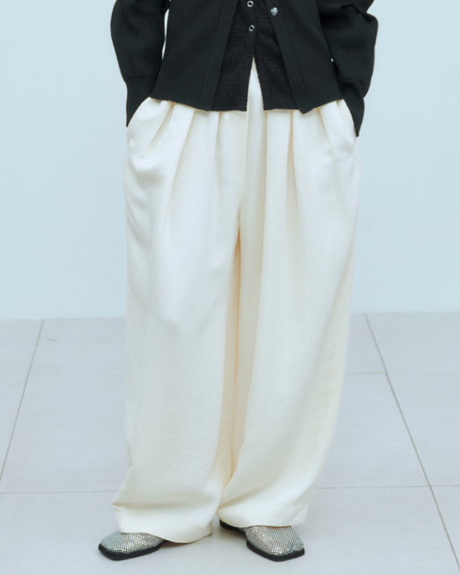 ROUND SILHOUETTE PANTS