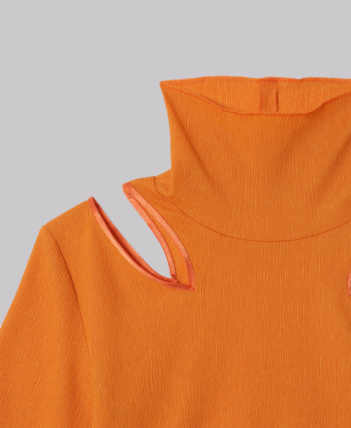 NOTCH DESIGN YORYU TOPS