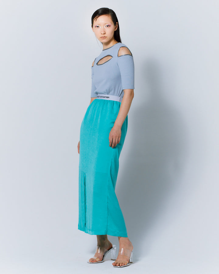 POWDERY SATIN NARROW SKIRT
