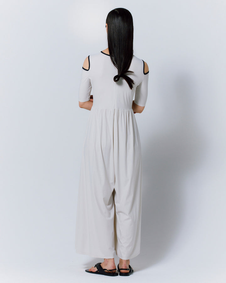 NOTCH DESIGN HIGH STRETCH JUMPSUIT