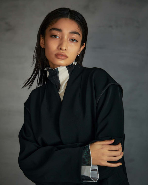 DOUBLE CLOTH COLLARLESS JACKET