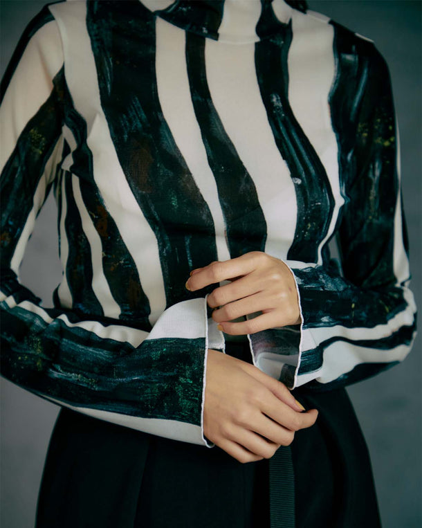 WIND STRIPE PRINT HIGH NECK TULLE TOPS