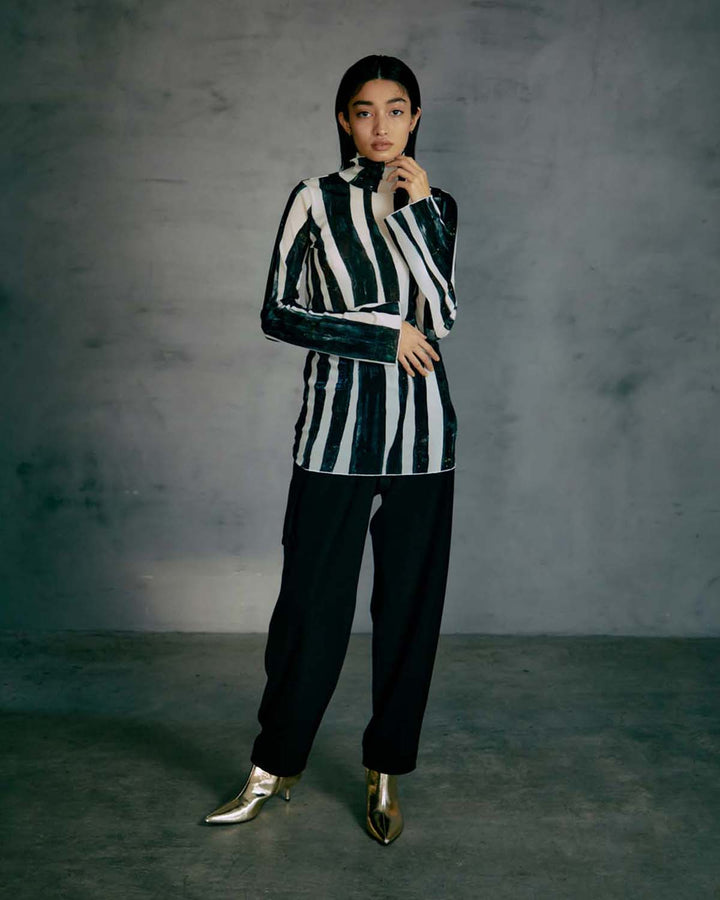 WIND STRIPE PRINT HIGH NECK TULLE TOPS