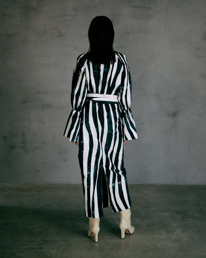 WIND STRIPE PRINT WRAP LONG DRESS