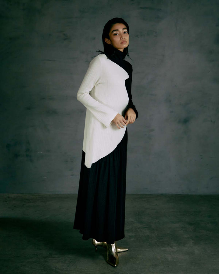 CONTRAST HIGH NECK RIB MAXI DRESS