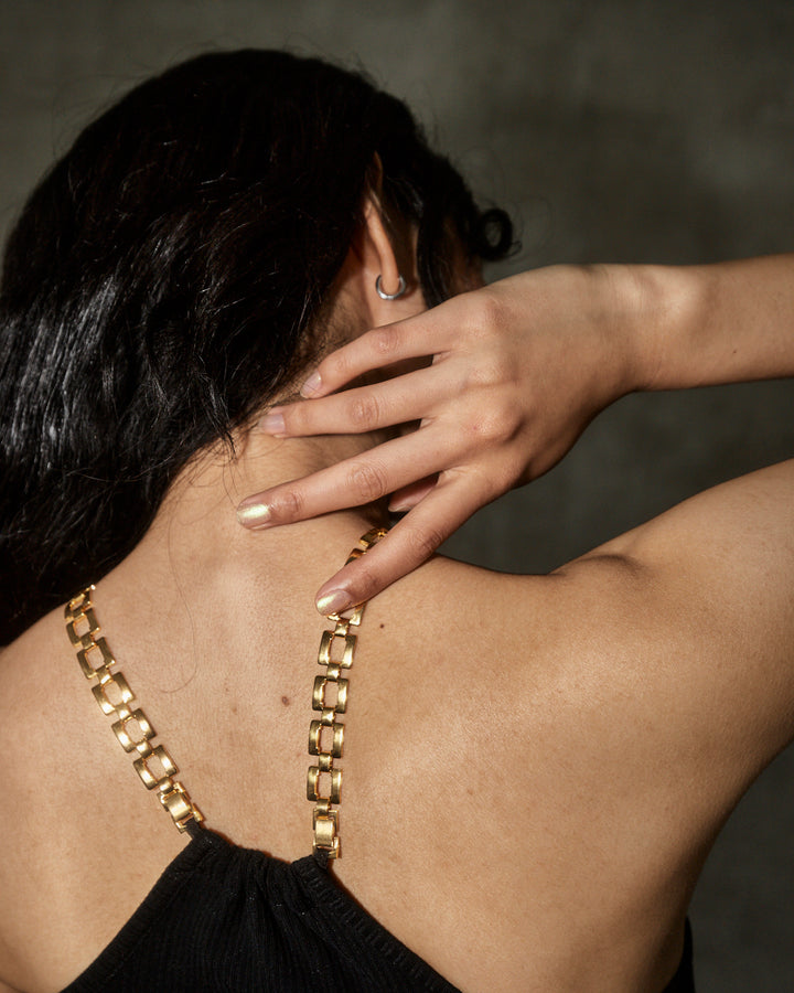 HALTER NECK CHAIN STRAP TOPS