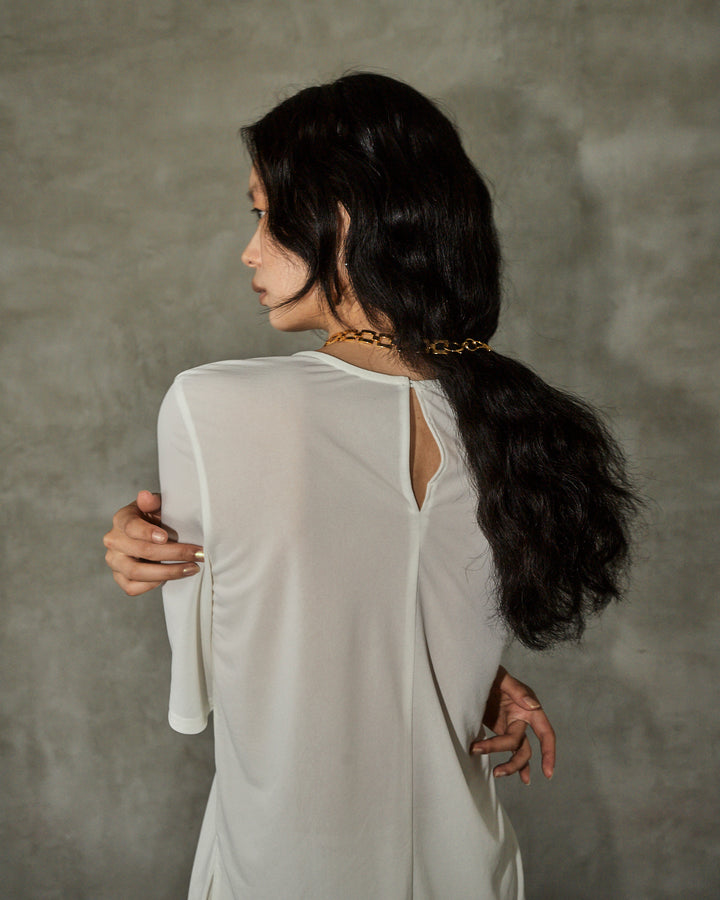 SHEER T-BLOUSE WITH CHAIN