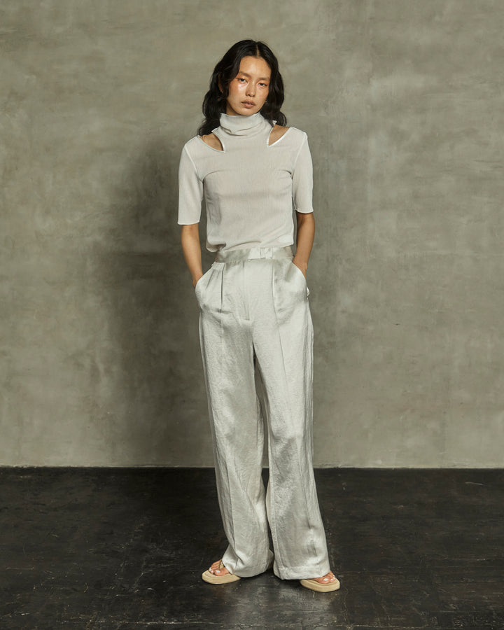NOTCH DESIGN YORYU TOPS