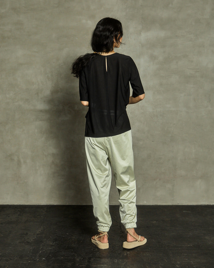 SHEER T-BLOUSE WITH CHAIN