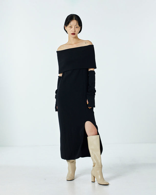 OFF-SHOULDER RIB DRESS WITH ARM WARMER